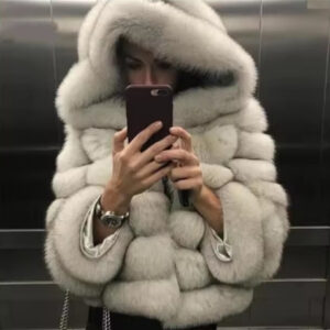 Cappotto da donna in eco-pelliccia